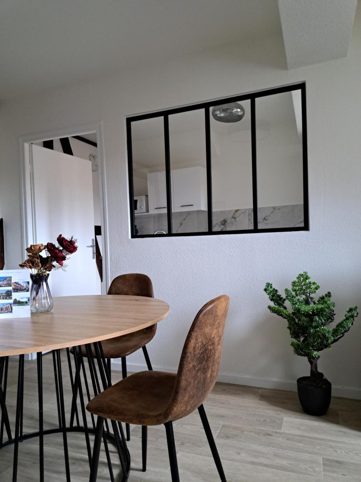 Appartement Centre Historique Avec Parking Inclus Colmar Exteriör bild